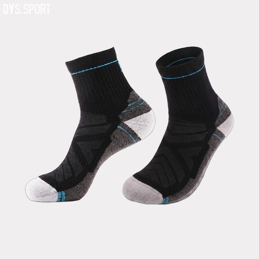 DYS.SPORT Men's Merino Wool Blend Hiking Socks | Lightweight Outdoor Crew Socks