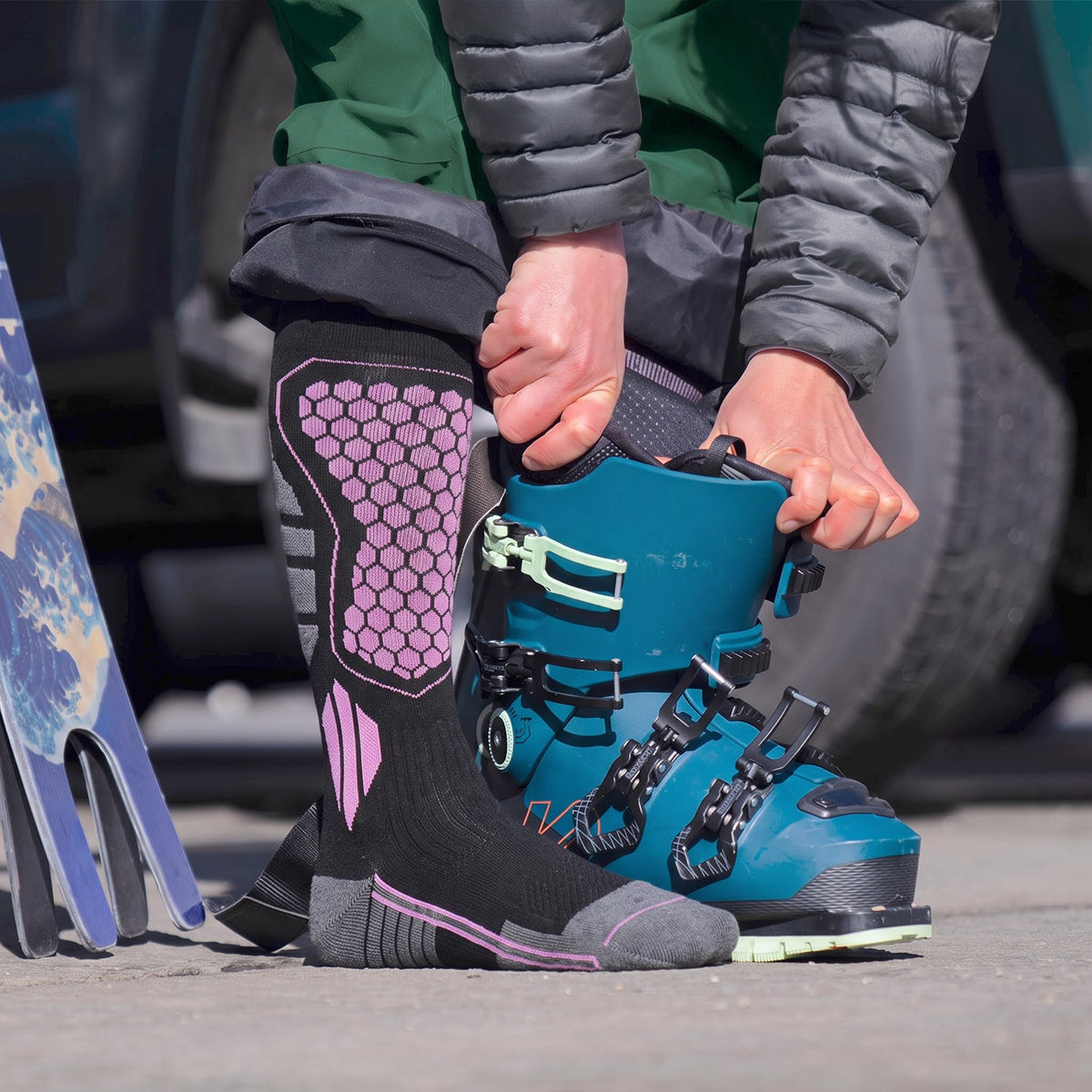 DYS.SPORT Women's Merino Wool Blend Ski Socks | Stretch Snow Socks with Performance Comfort
